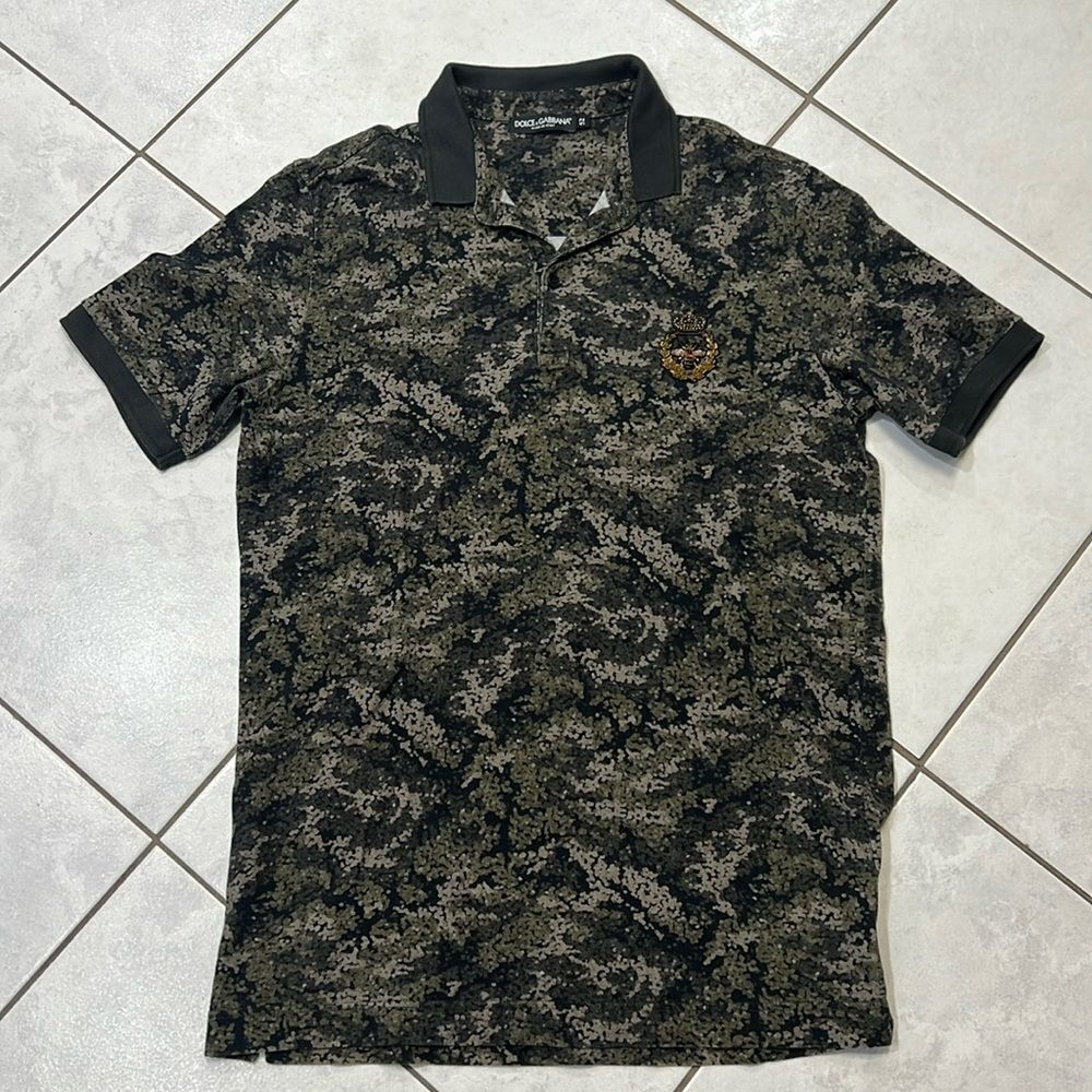 Dolce and Gabbana Polo Shirt Mens Camouflage Metal Embroidered Crown Bee